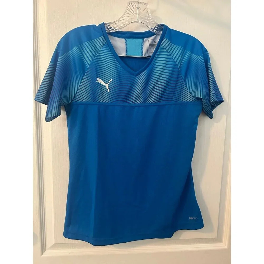 New Womens‎ Puma Soccer jersey sz small​